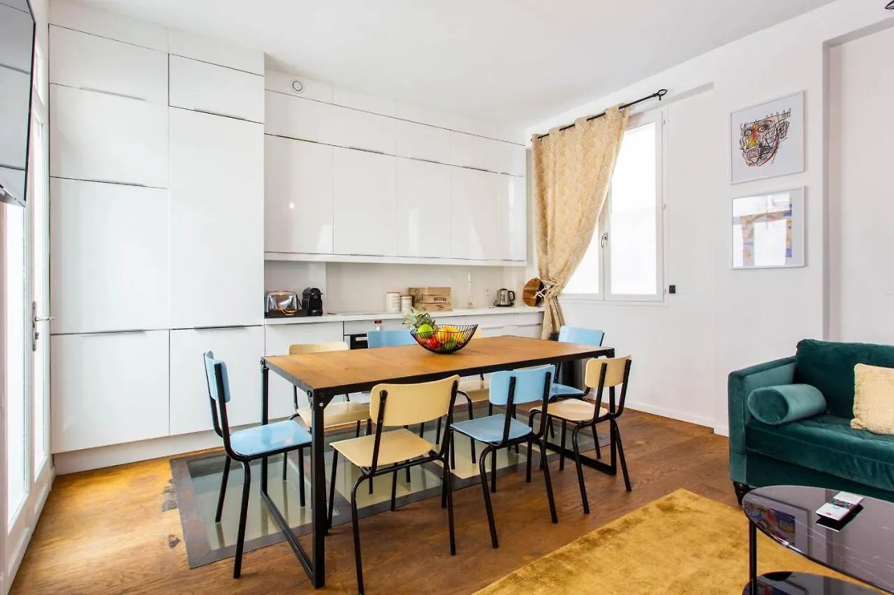 Apartment Beautiful House South Pigalle-Opera Paris