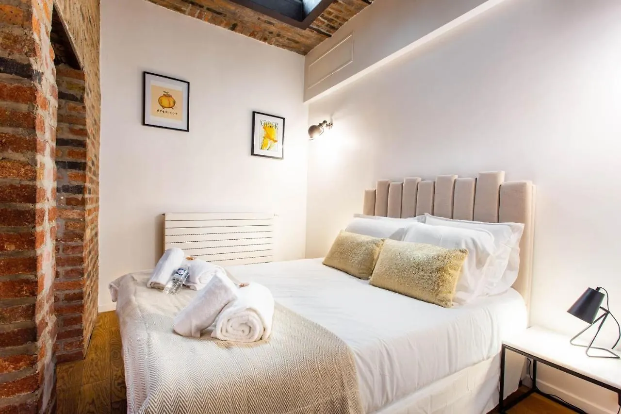 Beautiful House South Pigalle-Opera Paris Apartment